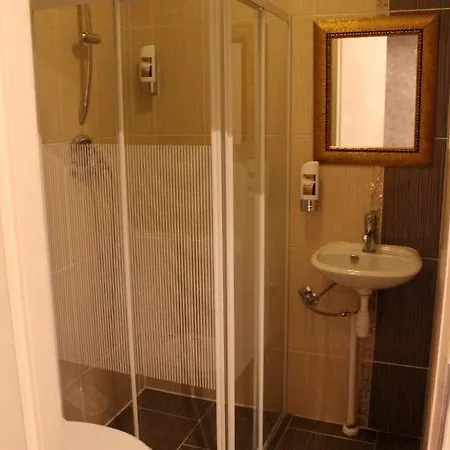 Hotel Skyline 3*