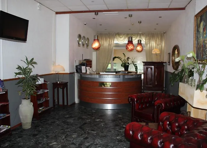 Skyline Отель 3*